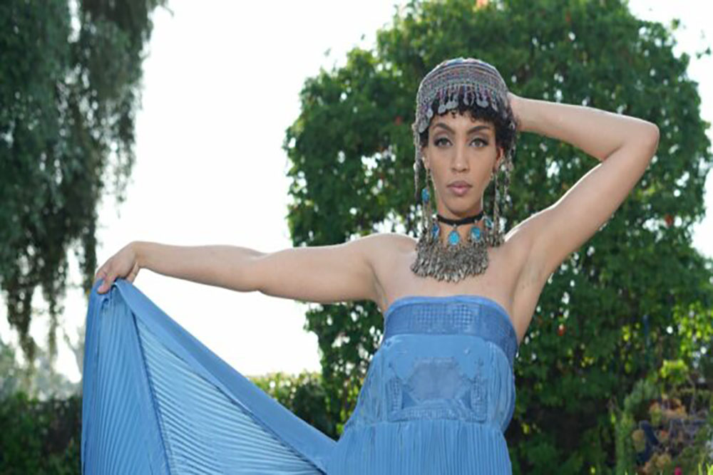 Afghan Innovator Turns Burqa Into AI-Integrated Wearable Amid Afghanistan’s Internet Blackout